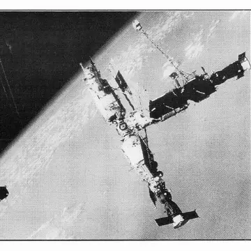 My first radio contact with space with Valery Korzun, russian cosmonaut aboard Russian Space Station Mir (1997). …