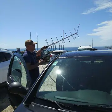 Trying to catch the birds near the ocean. Hamradio is the best hobby ever. #hamradio #satellites