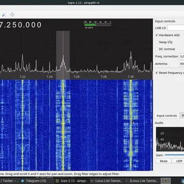 Another step towards a complete switch from windows to linux. Old ThinkPad R400 running gqrx and #airspy hf+ discovery …
