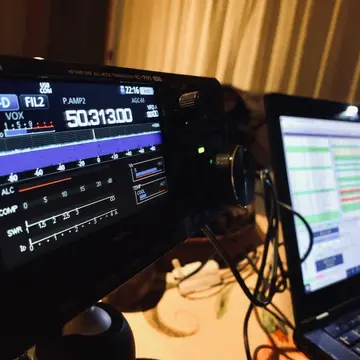 Last minutes of a long operation on 6m band today. Lots of fun with this nice rig #icom #ic705 #hamradio