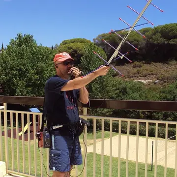 sat mode = on. trying to reach the birds. #hamradio #satellites #vhf #uhf #leo