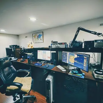 Shack v2.0 is almost ready, but I have to get rid of all the cable mess. I think I will need a coffee machine as well 😀 …